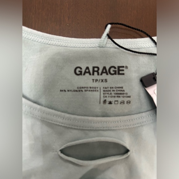 Garage cut out cropped top - Picture 3 of 6
